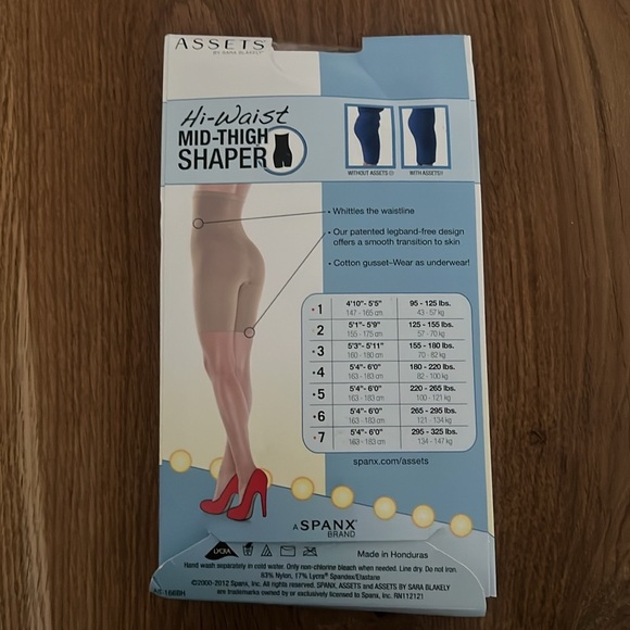 NWT Assets by Sarah Blakely Hi-Waist Mid-Thigh Nude Shaper Short - Picture 3 of 4